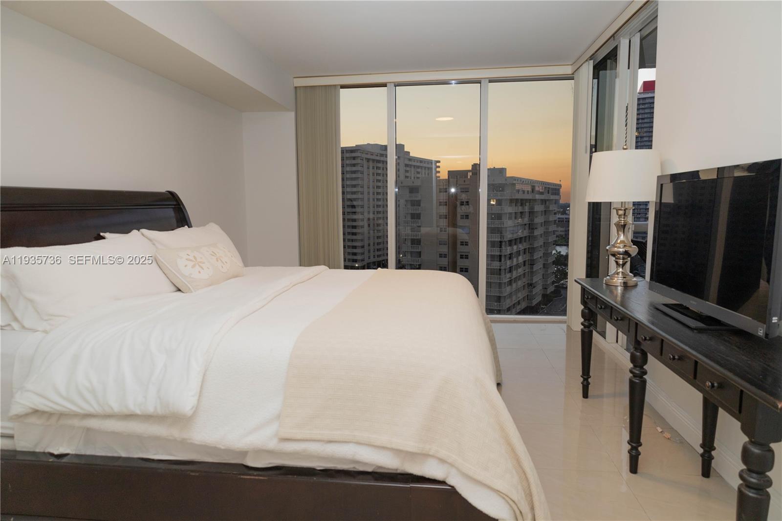 1800 S Ocean Dr #908 Hallandale Beach, FL 33009