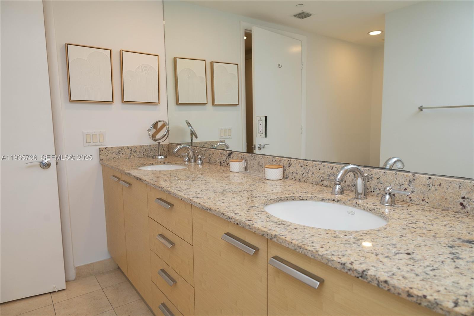 1800 S Ocean Dr #908 Hallandale Beach, FL 33009