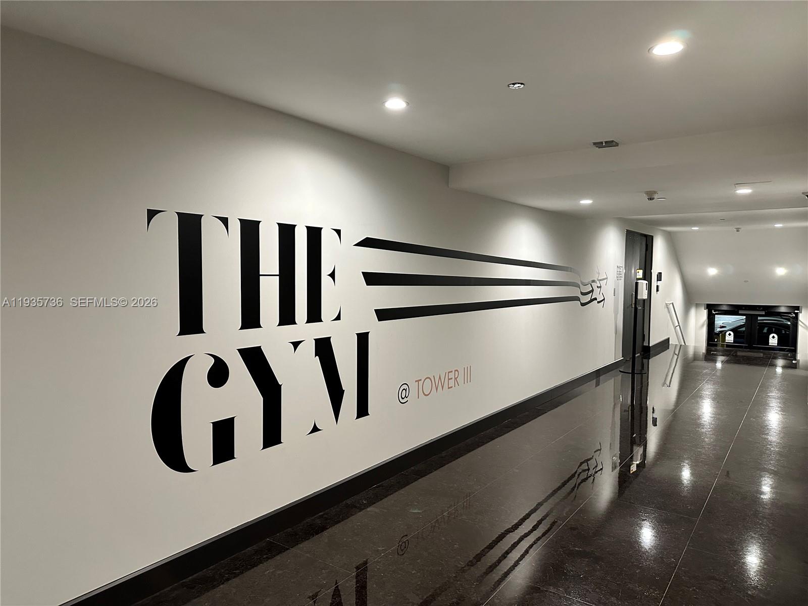 1800 S Ocean Dr #908 Hallandale Beach, FL 33009