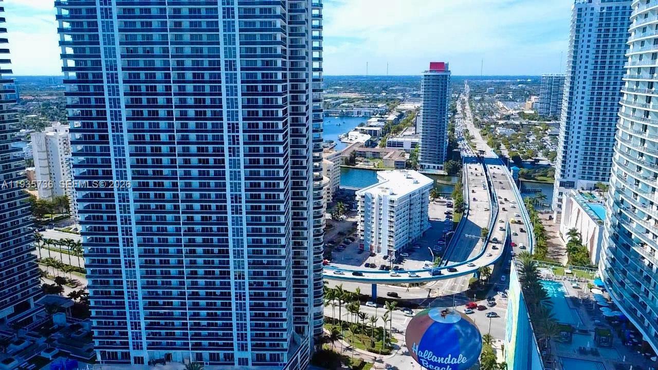 1800 S Ocean Dr #908 Hallandale Beach, FL 33009