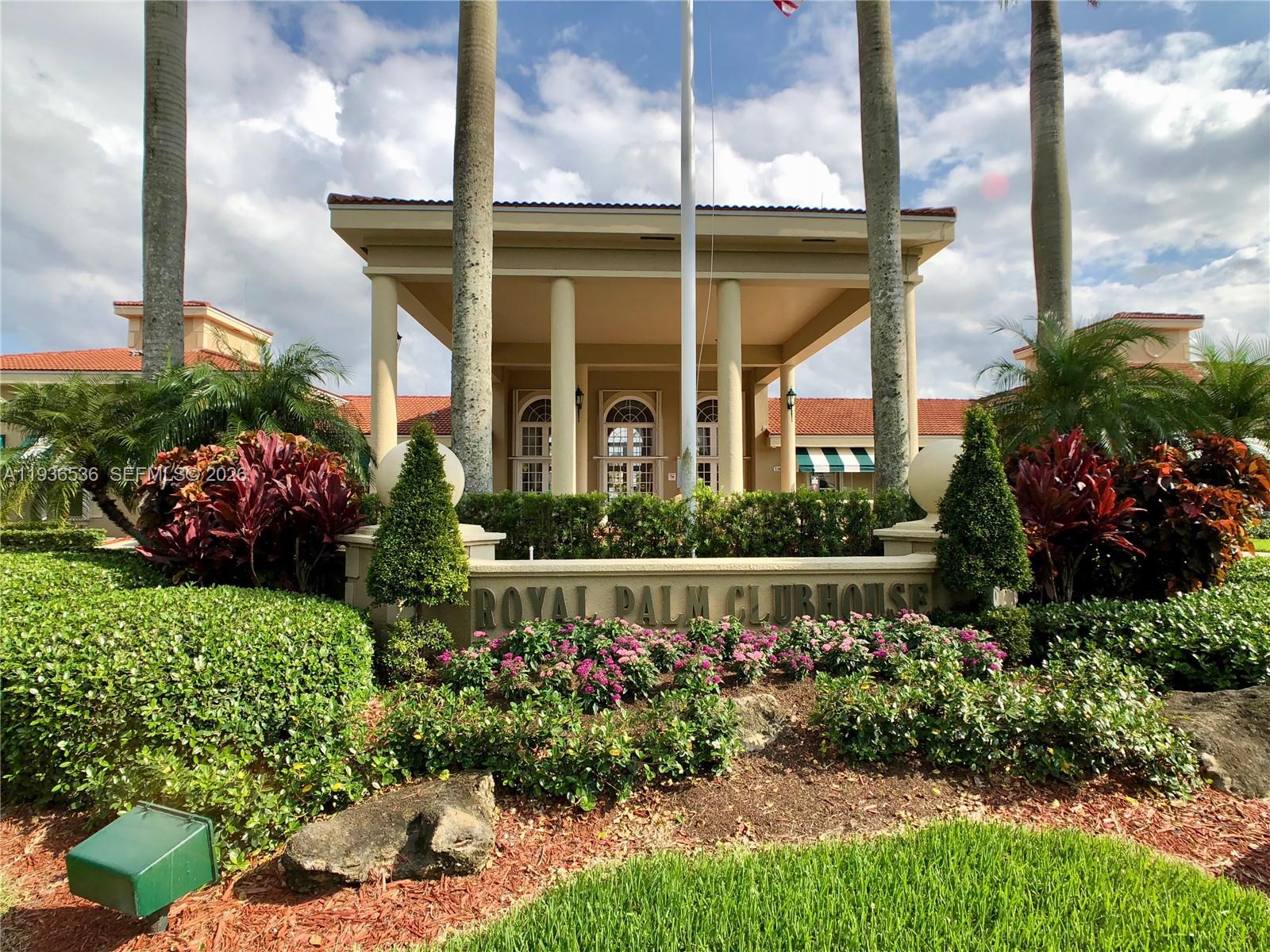 2657 SE 19th Ct #103-E Homestead, FL 33035