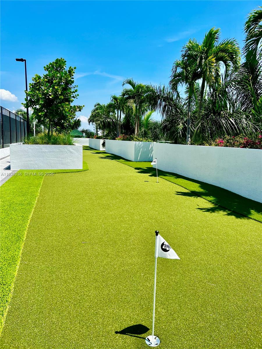 image The Waverly at South Beach14