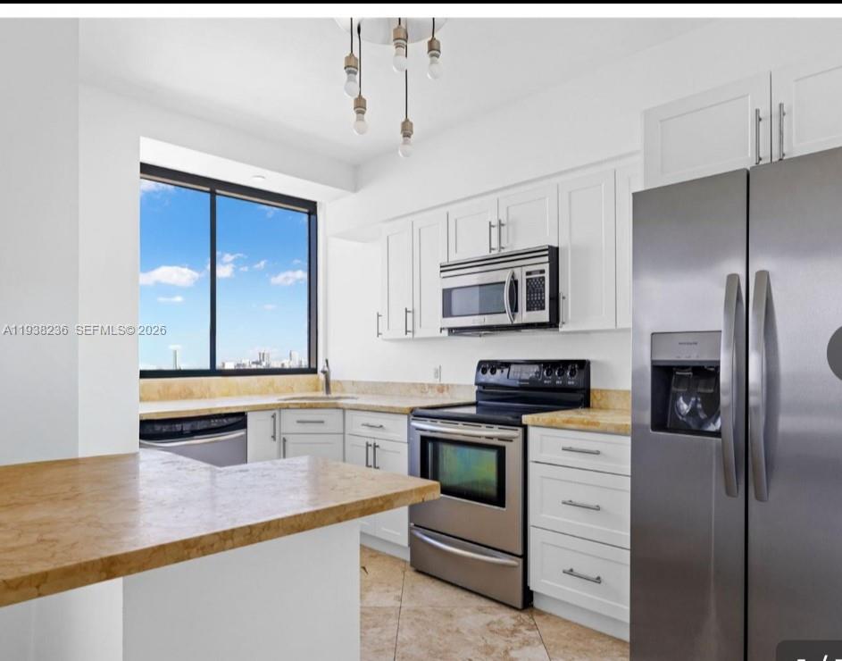 image The Waverly at South Beach1