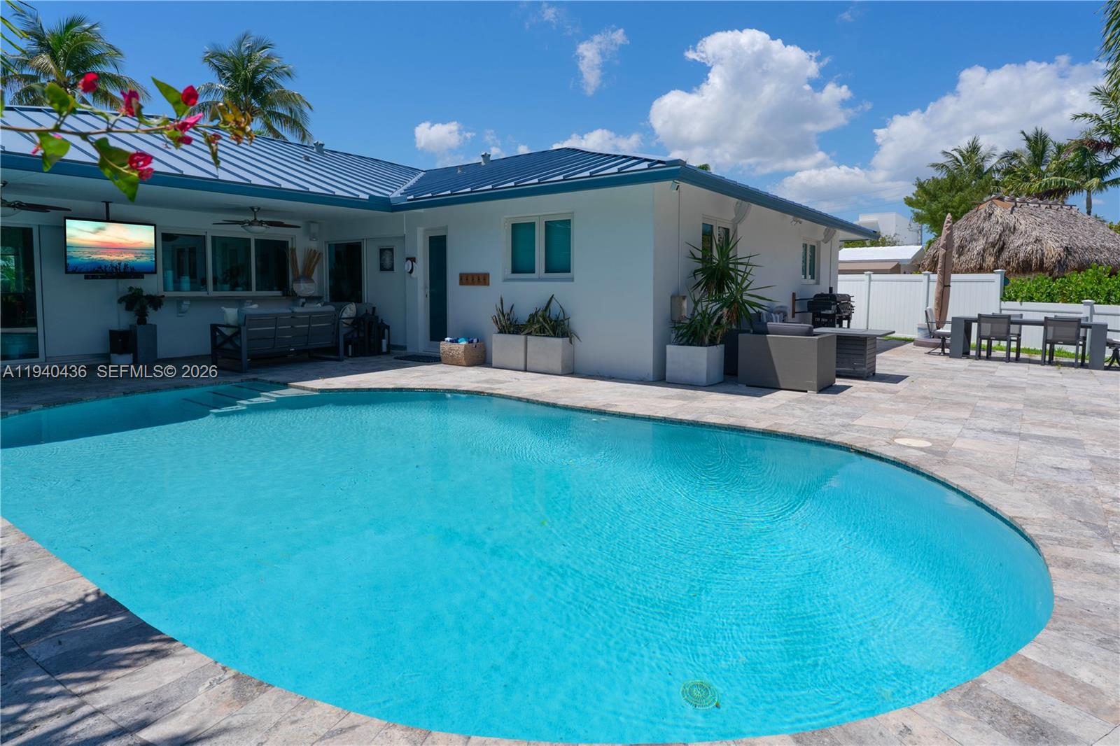 2711 NE 57th Ct Fort Lauderdale, FL 33308