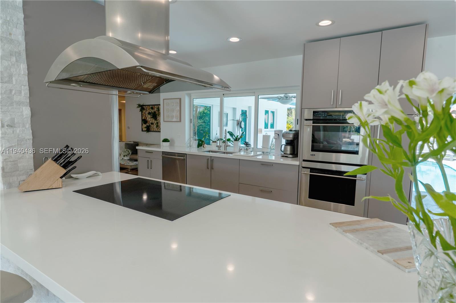 2711 NE 57th Ct Fort Lauderdale, FL 33308