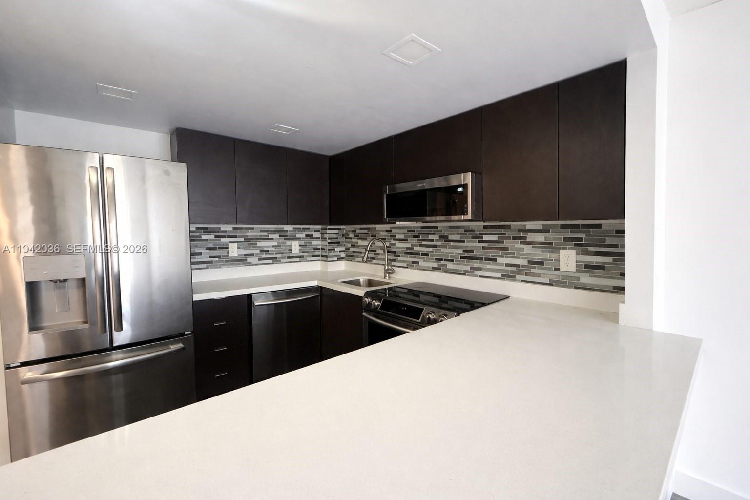 16950 W Dixie Hwy #330