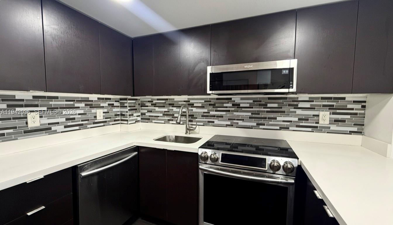 16950 W Dixie Hwy #330 North Miami Beach, FL 33160