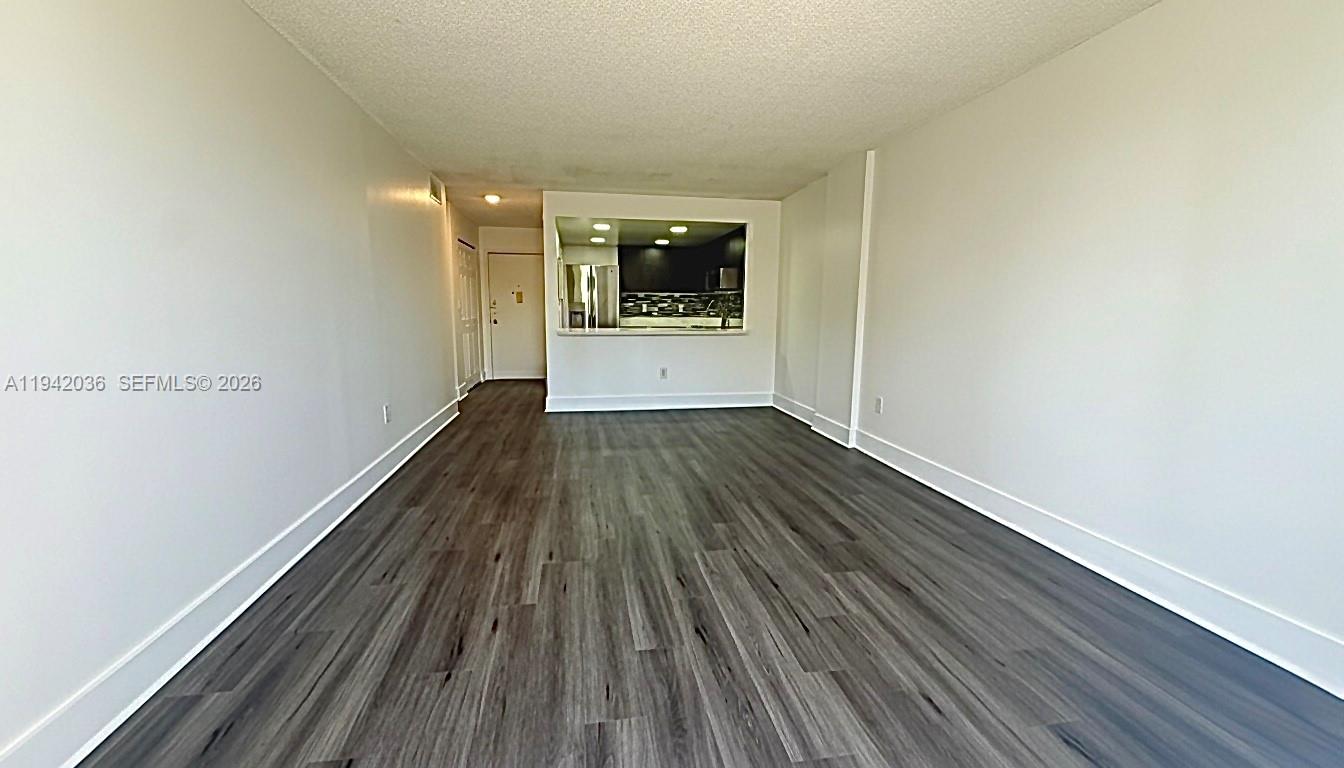 16950 W Dixie Hwy #330 North Miami Beach, FL 33160