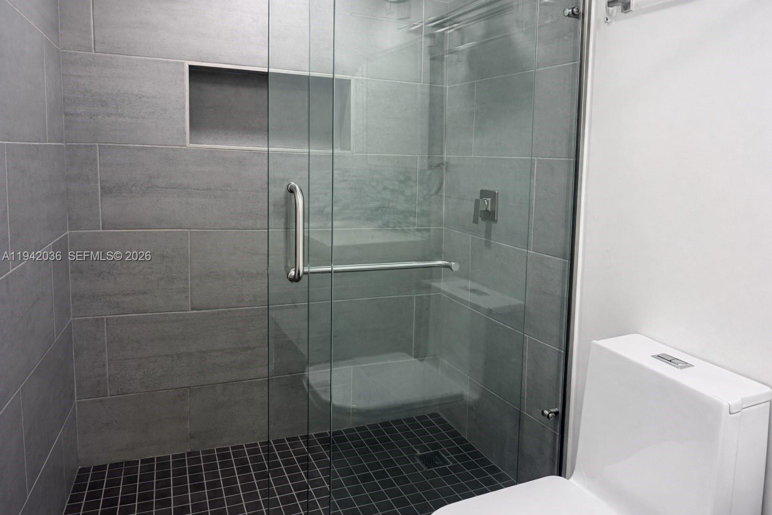 16950 W Dixie Hwy #330 North Miami Beach, FL 33160