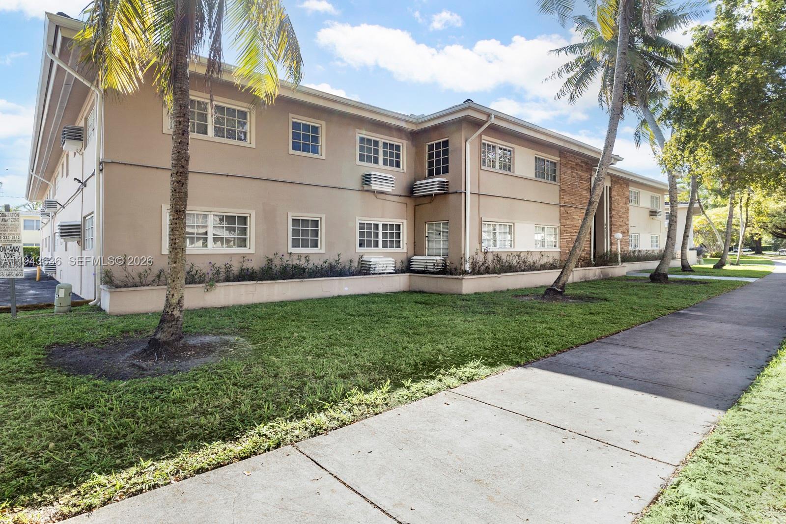 6511 Santona St #C18 Coral Gables, FL 33146
