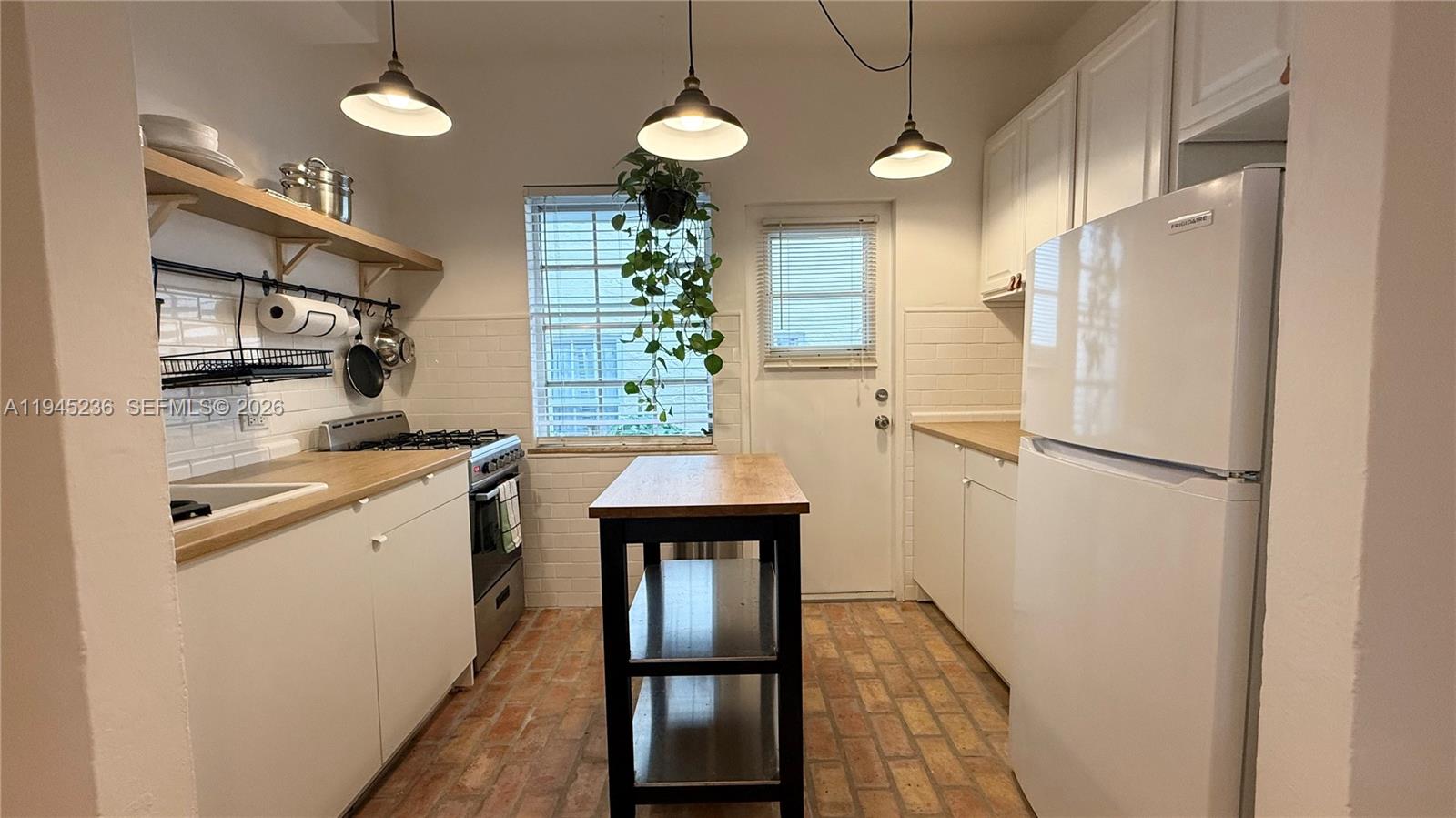 1250 Drexel Ave #9 Miami Beach, FL 33139