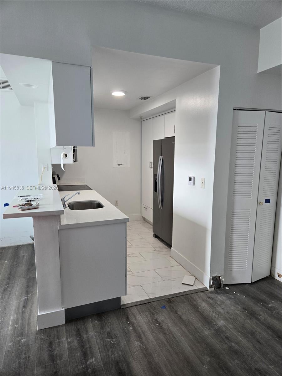 275 NE 18th St #503 Miami, FL 33132