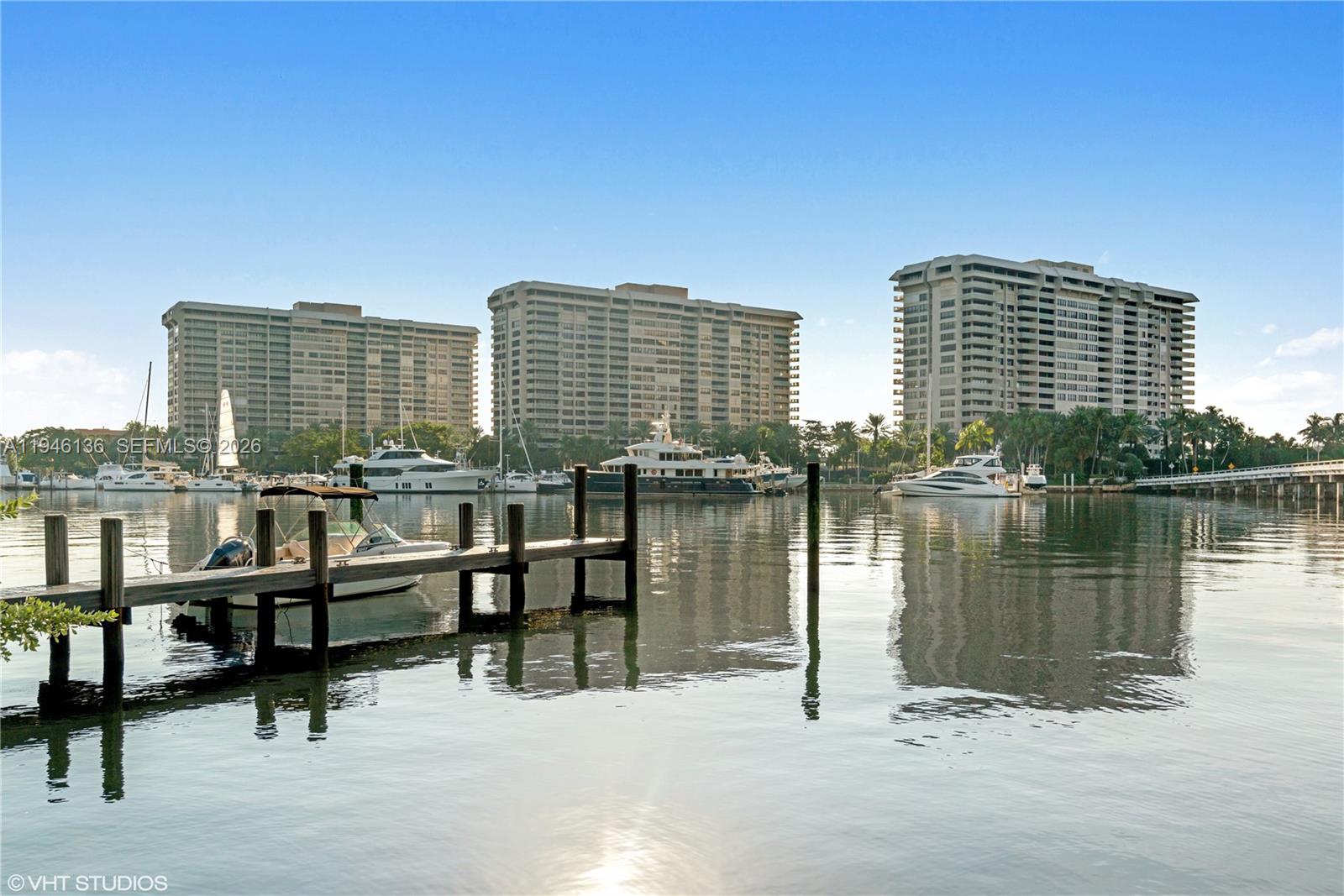 3 Grove Isle Dr #C1807