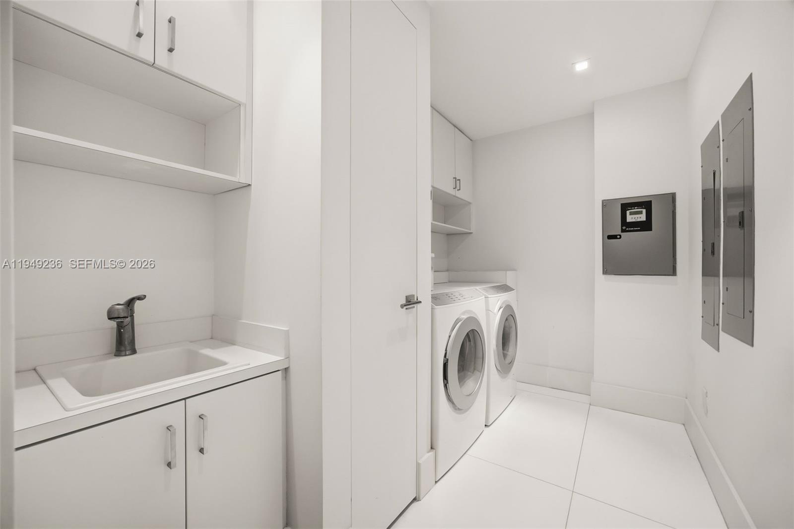 3535 Hiawatha Ave #305 Coconut Grove, FL 33133