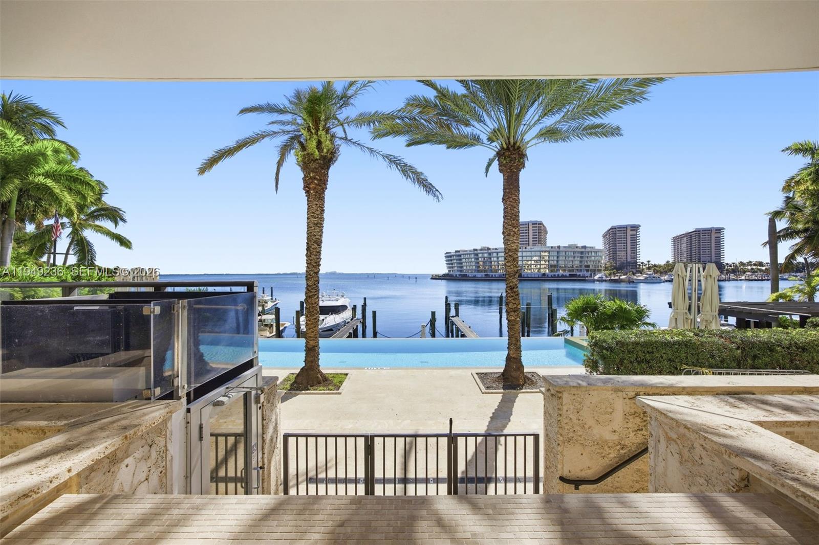 3535 Hiawatha Ave #305 Coconut Grove, FL 33133