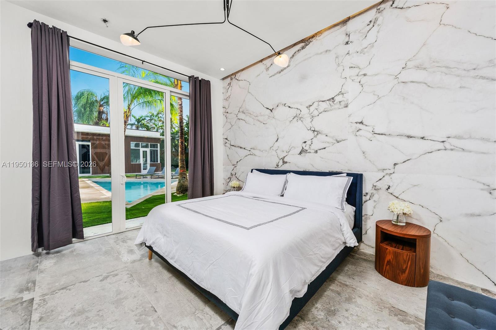 1000 NE 89th St Miami, FL 33138