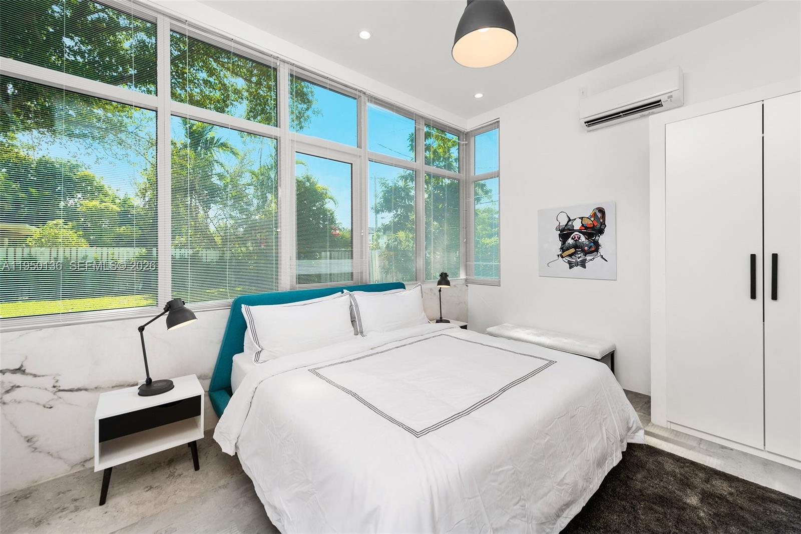 1000 NE 89th St Miami, FL 33138