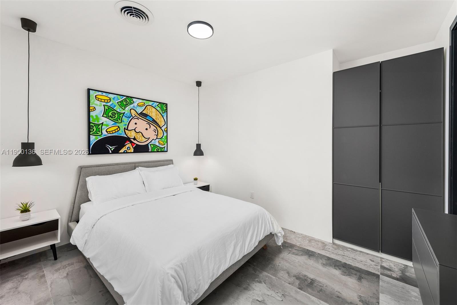 1000 NE 89th St Miami, FL 33138