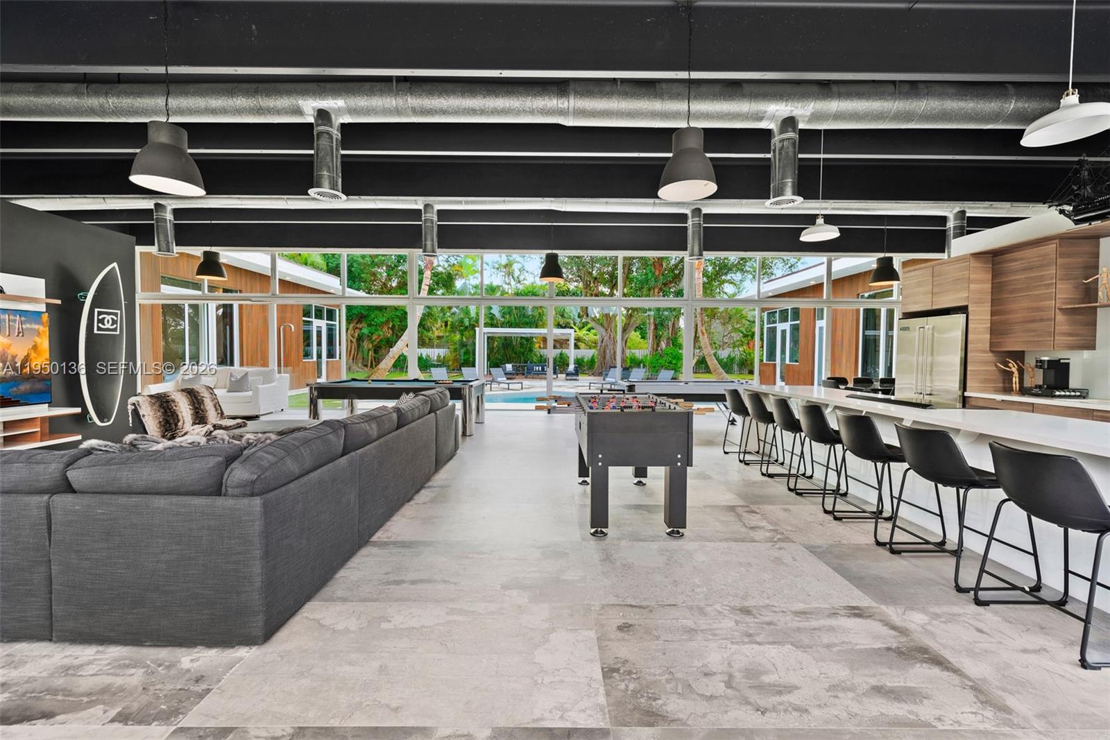 1000 NE 89th St Miami, FL 33138