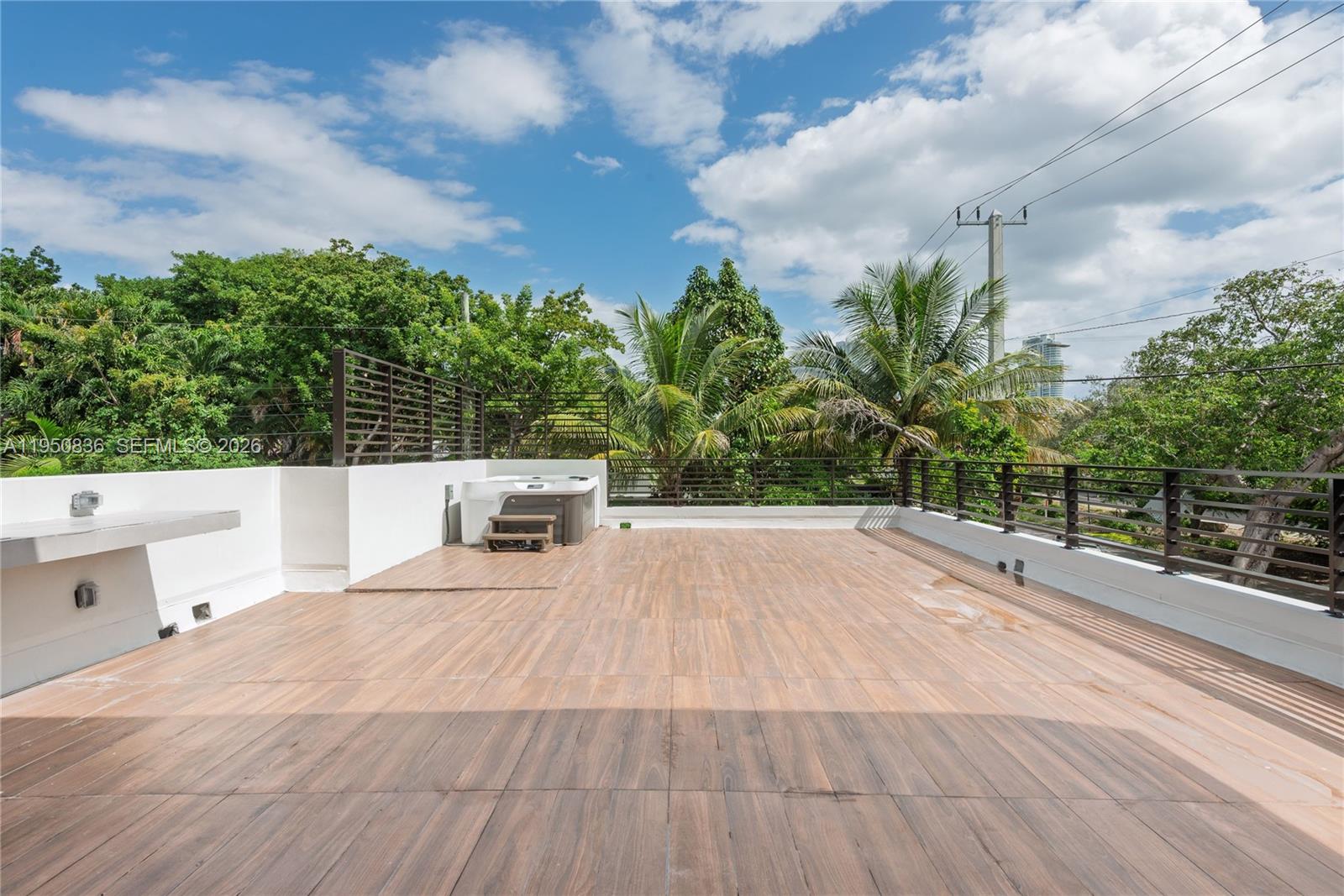 101 SW 25th Rd Miami, FL 33129