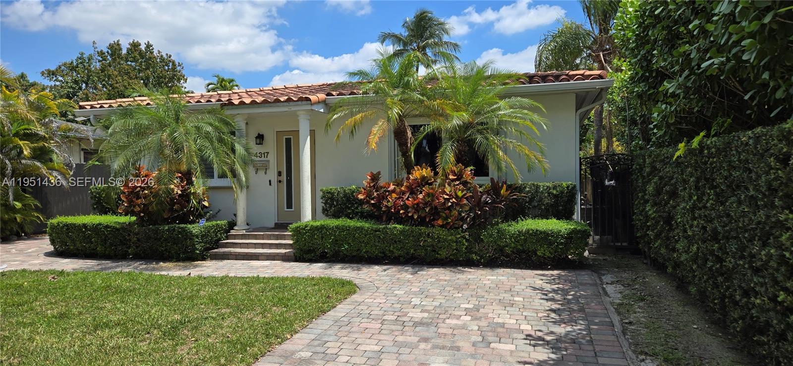 4317 SW 62nd Ave