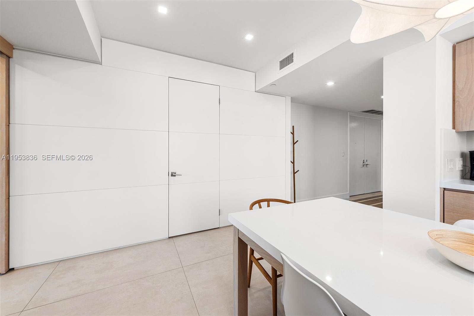 image Ocean Tower Two41