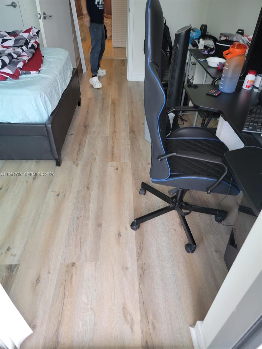 image Axis on Brickell North7