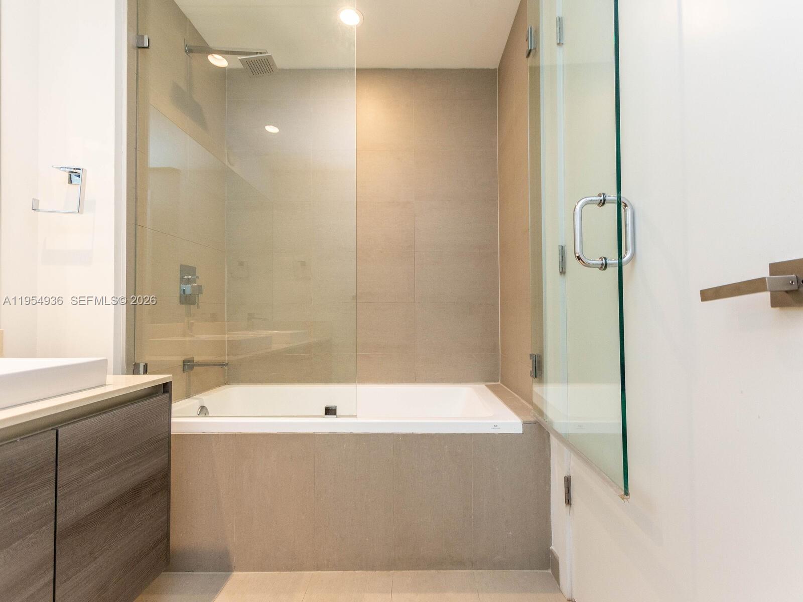 image The Bond on Brickell29