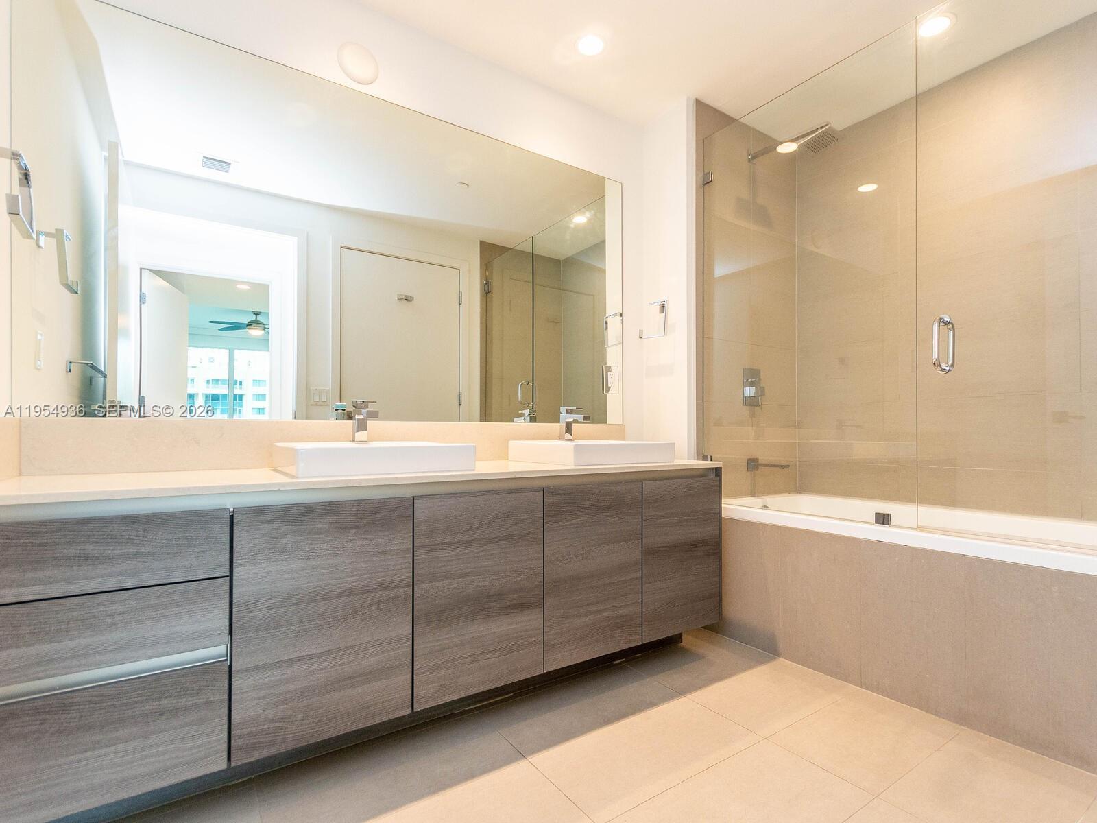 image The Bond on Brickell30