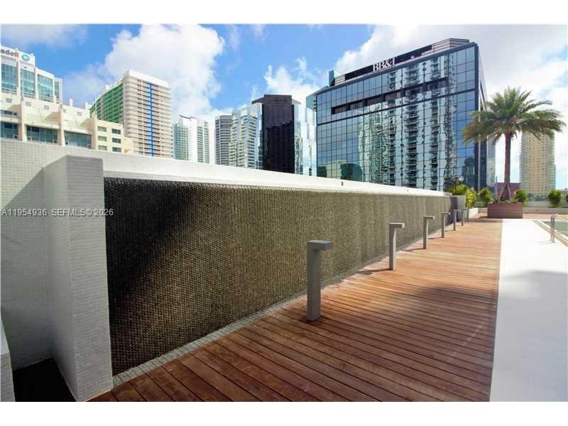 image The Bond on Brickell42