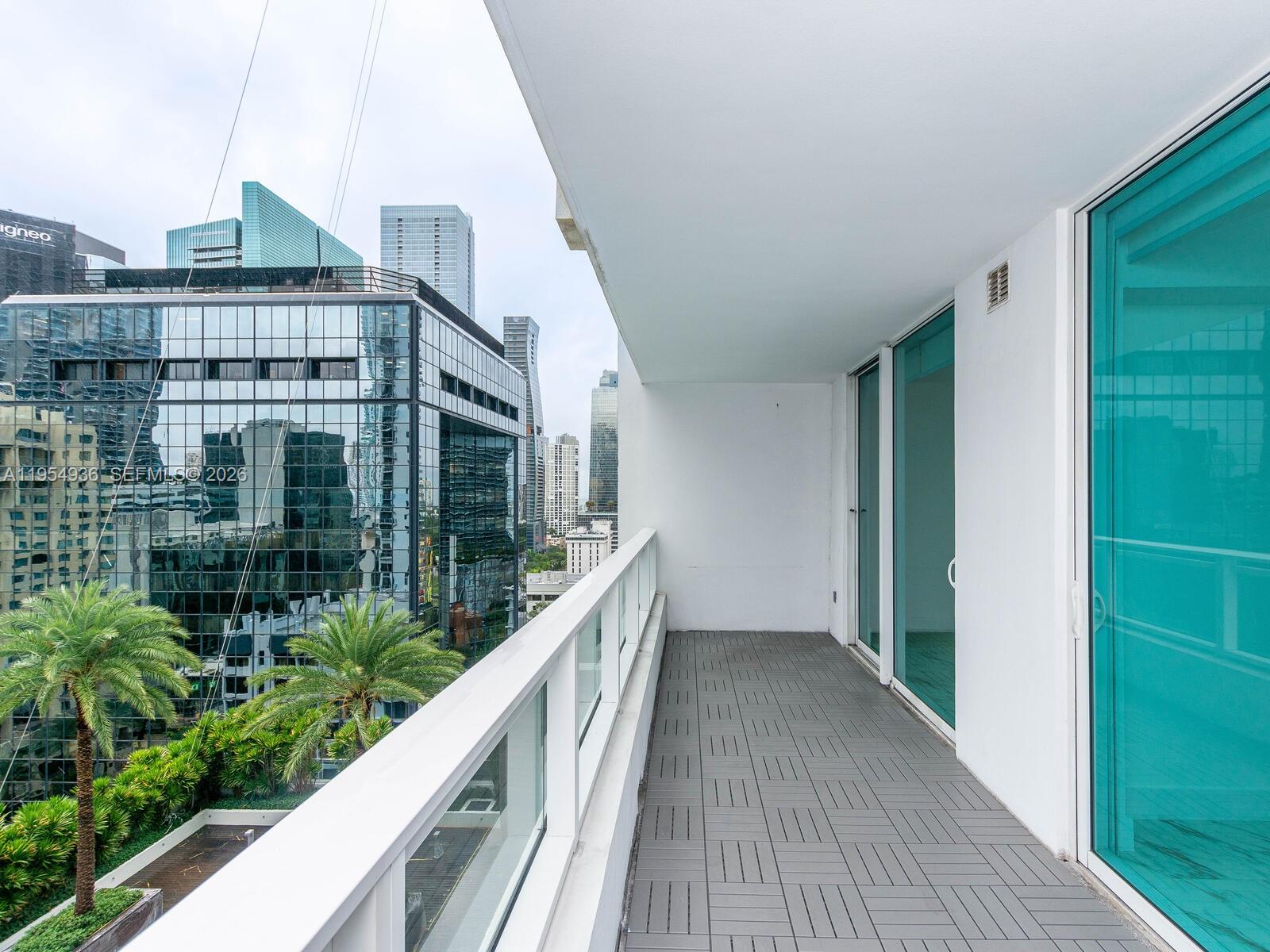 image The Bond on Brickell85