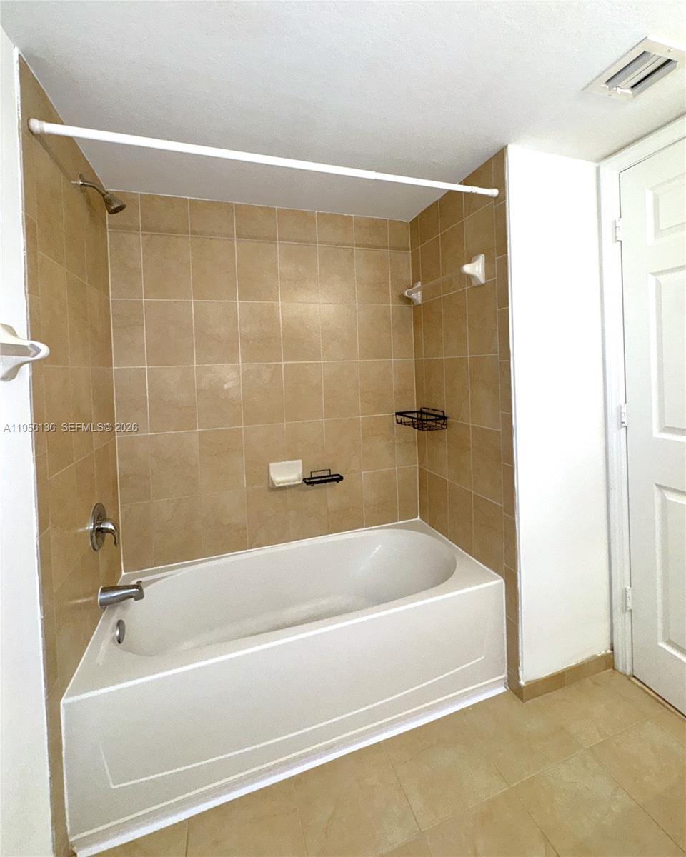 22441 SW 88th Pl #201-5 Cutler Bay, FL 33190