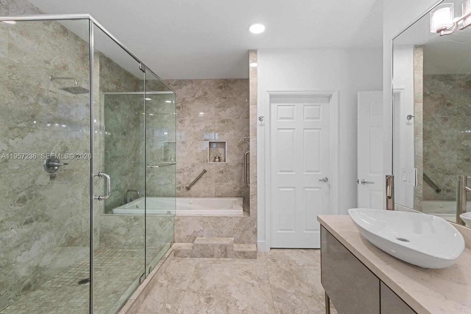 400 90th St Surfside, FL 33154