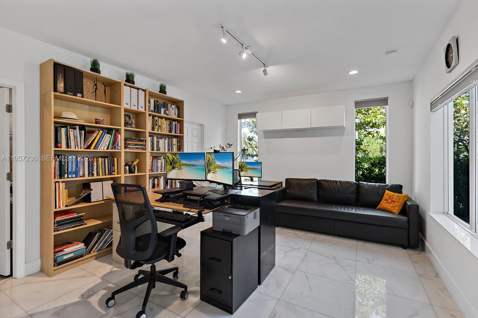 400 90th St Surfside, FL 33154