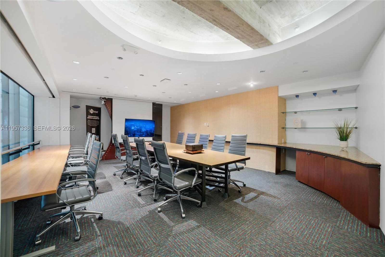 605 Lincoln Rd #PH Miami Beach, FL 33139