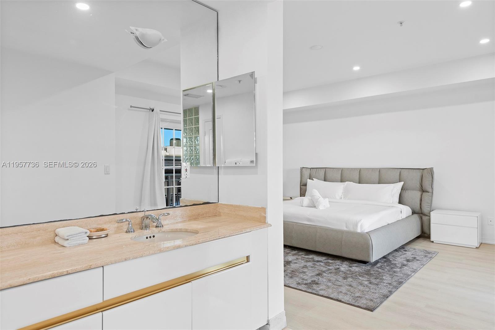 1415 Sunset Harbour Dr #204 Miami Beach, FL 33139