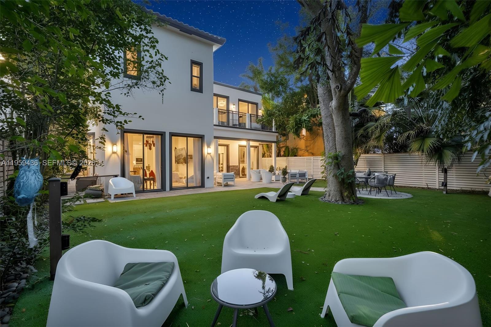 3675 Loquat Ave Miami, FL 33133