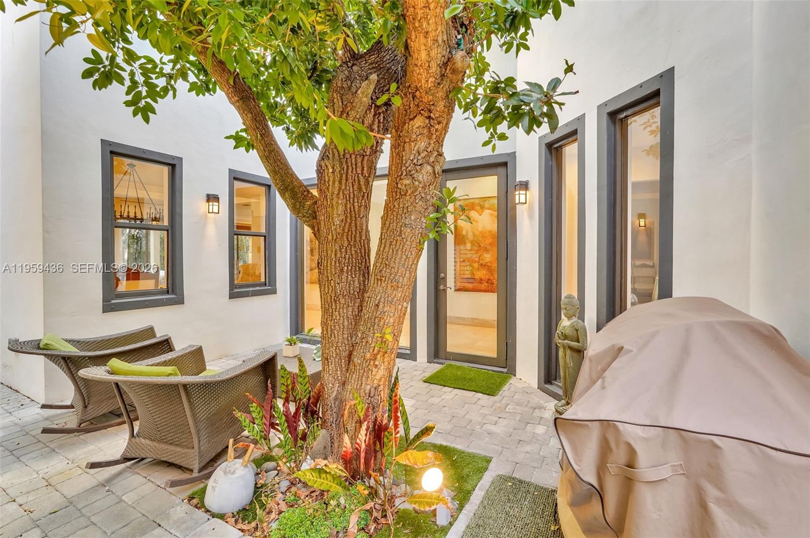 3675 Loquat Ave Miami, FL 33133