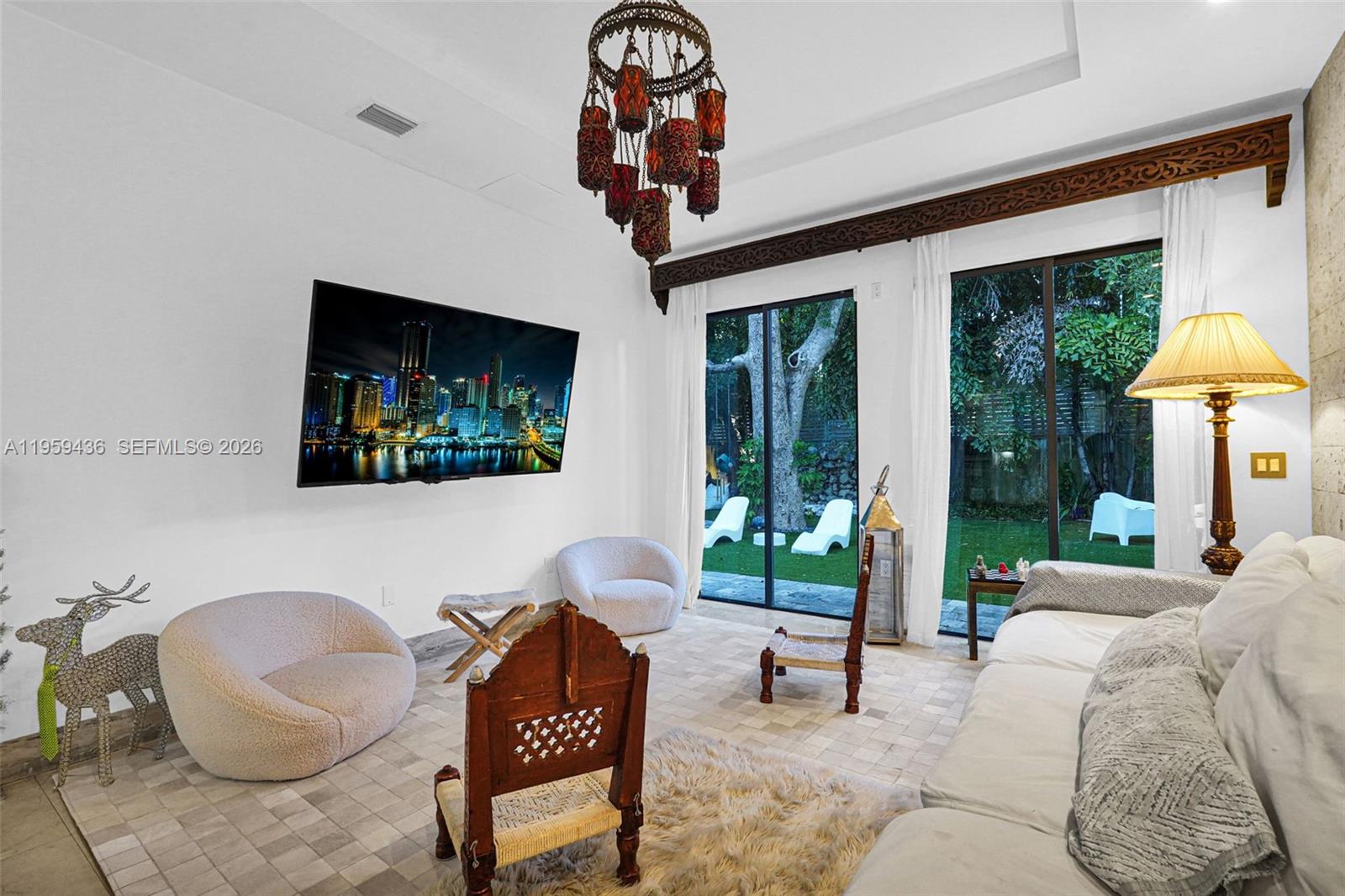 3675 Loquat Ave Miami, FL 33133