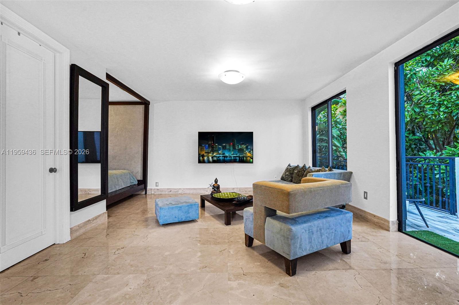 3675 Loquat Ave Miami, FL 33133