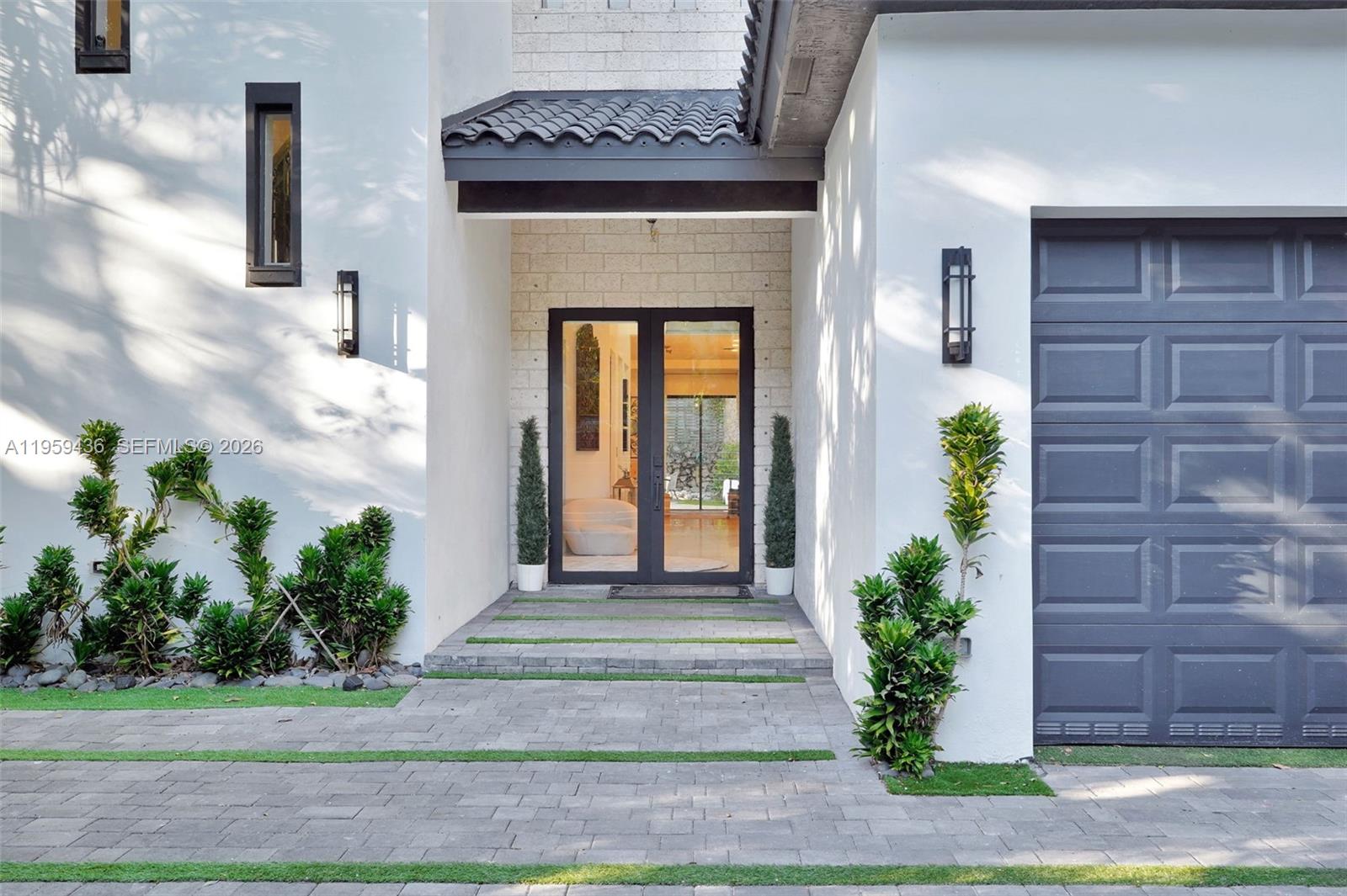 3675 Loquat Ave Miami, FL 33133