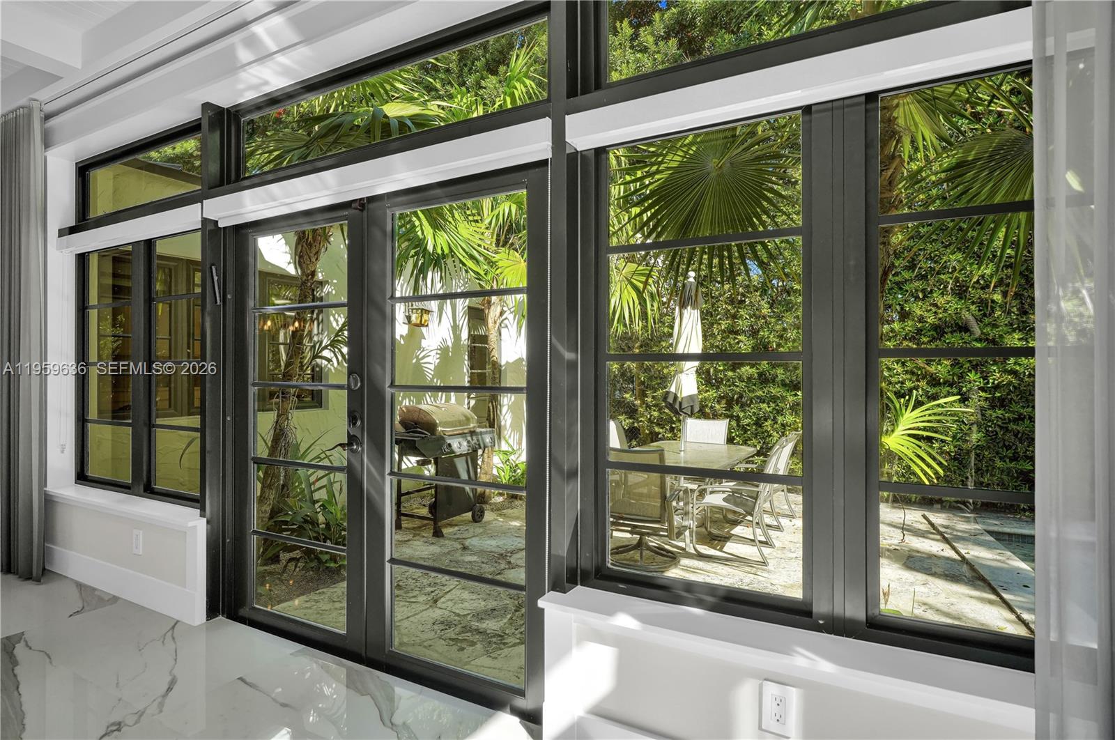 4363 Nautilus Dr Miami Beach, FL 33140