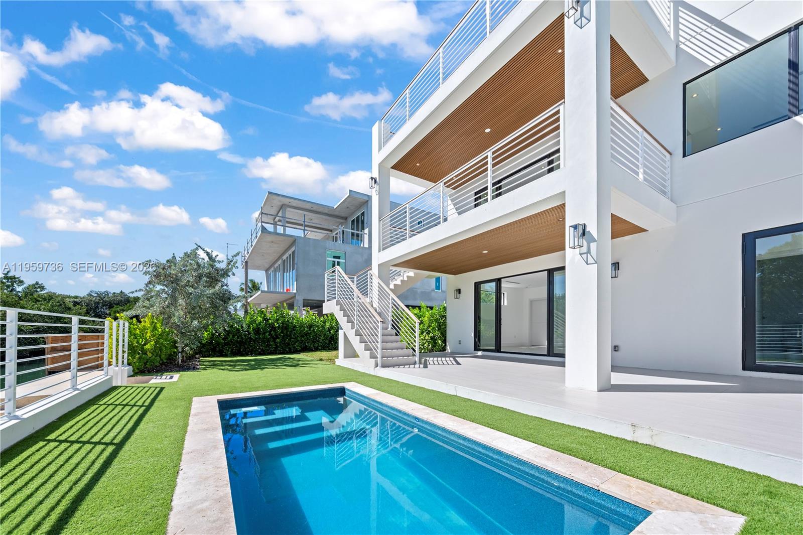 124 Orchid St Plantation Key, FL 33070