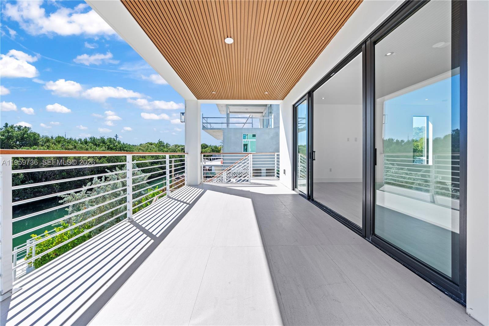 124 Orchid St Plantation Key, FL 33070