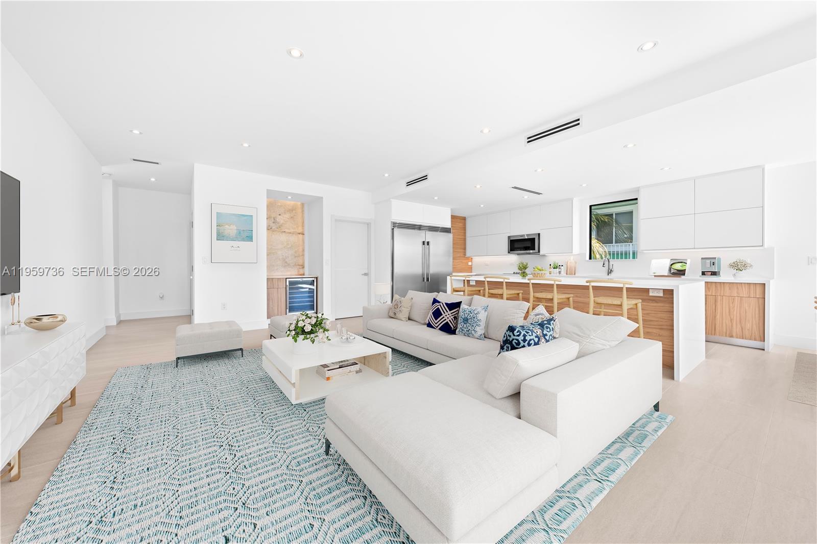 124 Orchid St Plantation Key, FL 33070