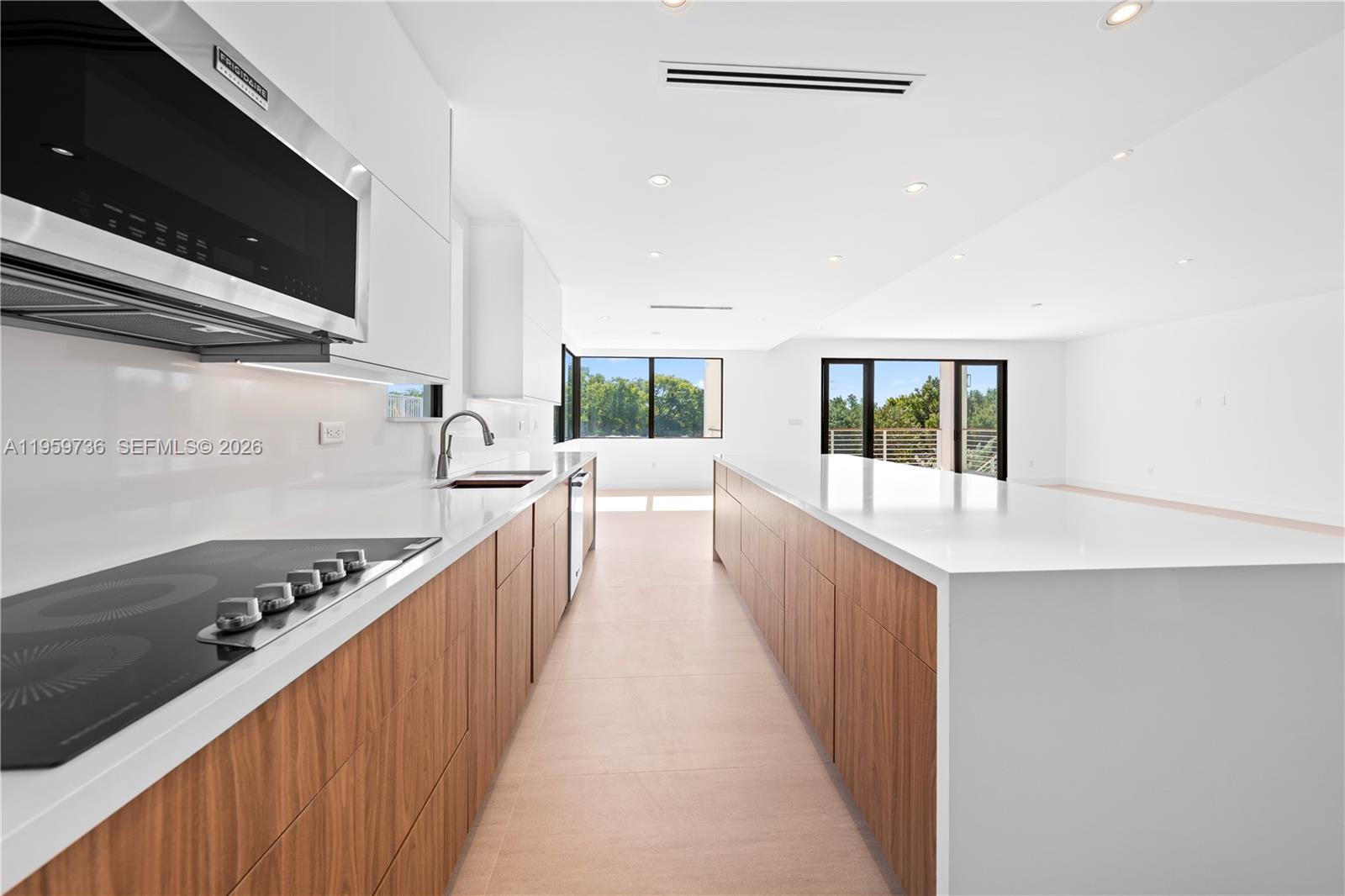 124 Orchid St Plantation Key, FL 33070