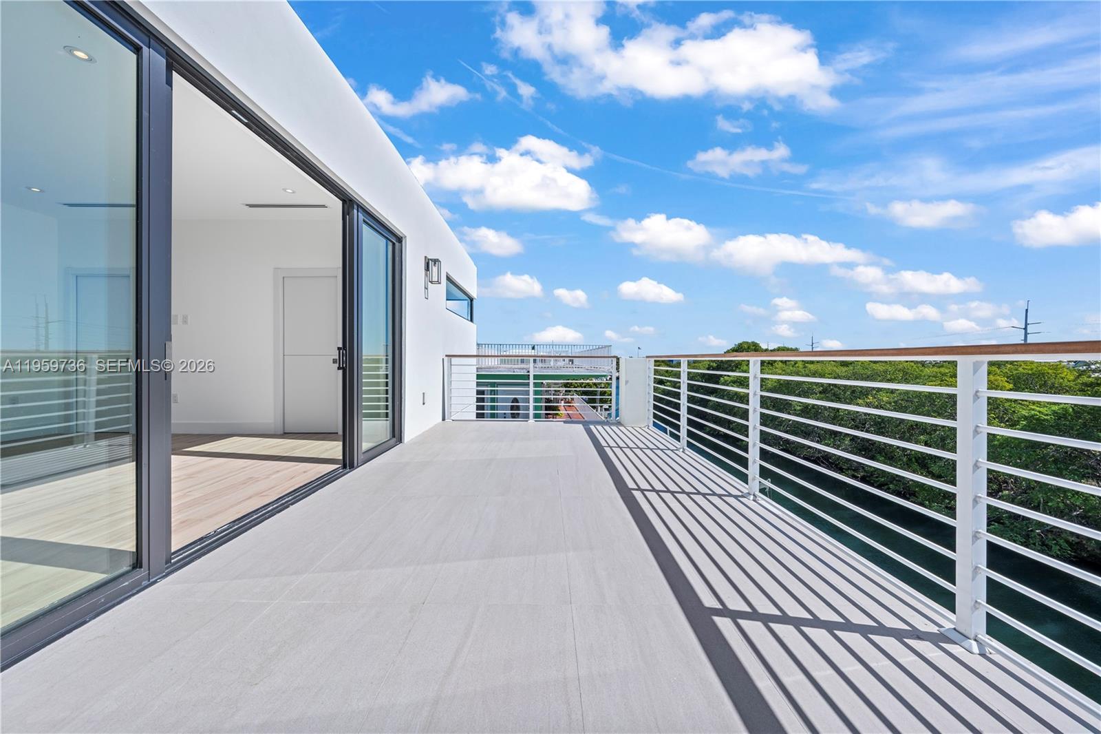 124 Orchid St Plantation Key, FL 33070