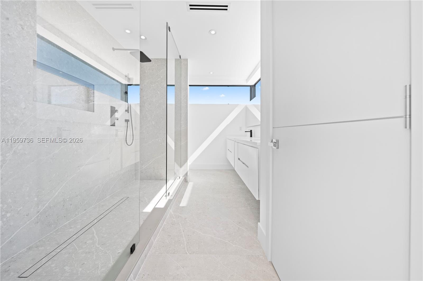 124 Orchid St Plantation Key, FL 33070