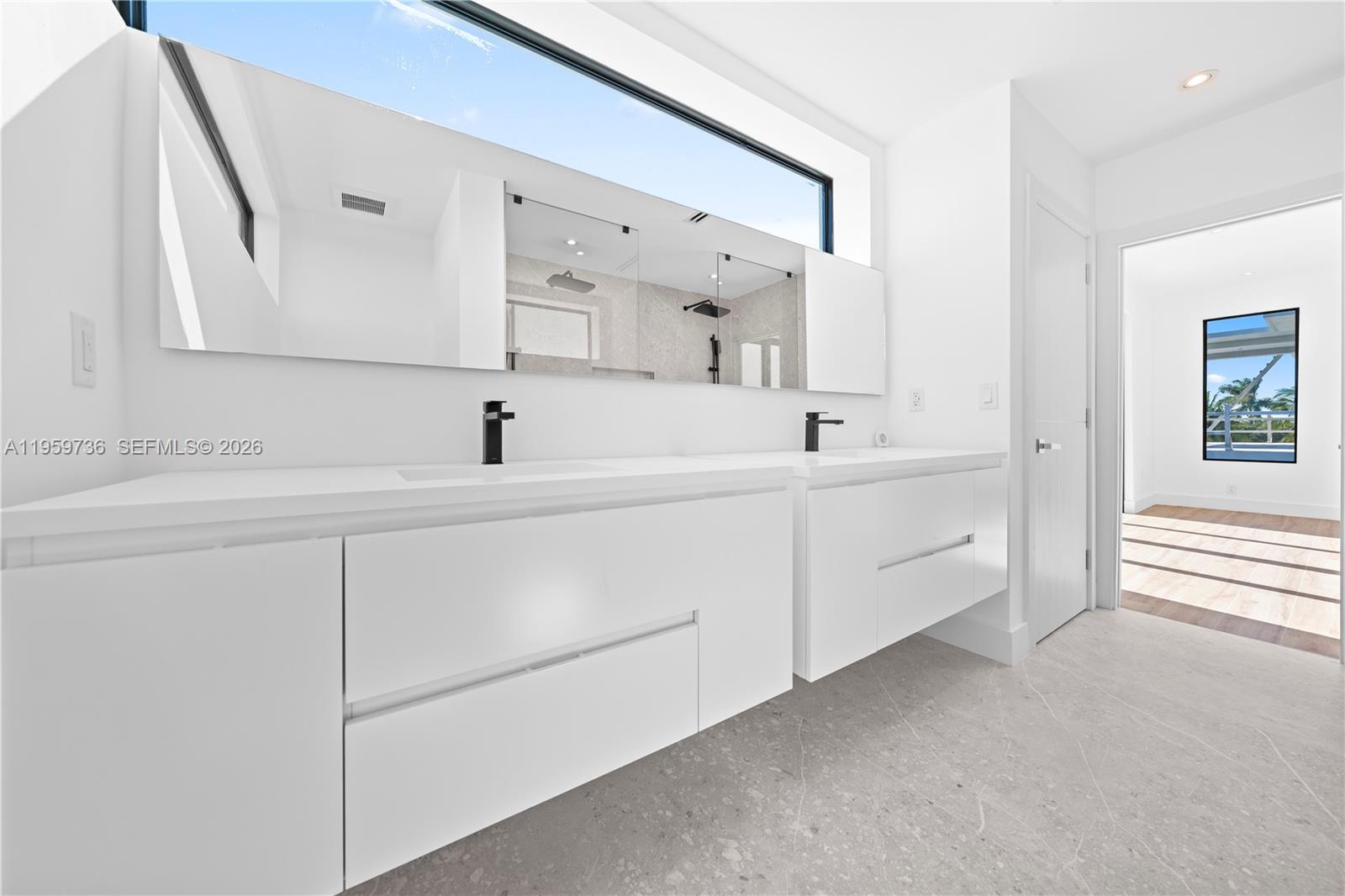 124 Orchid St Plantation Key, FL 33070