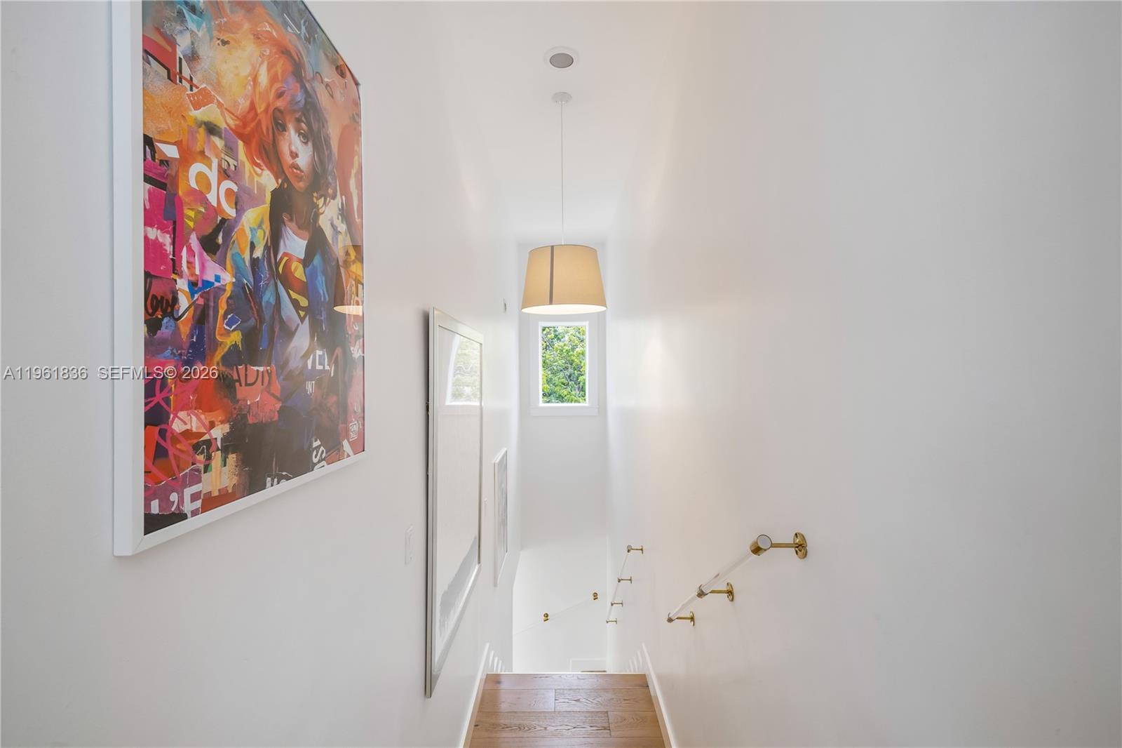 279 Galeon Ct Coral Gables, FL 33143